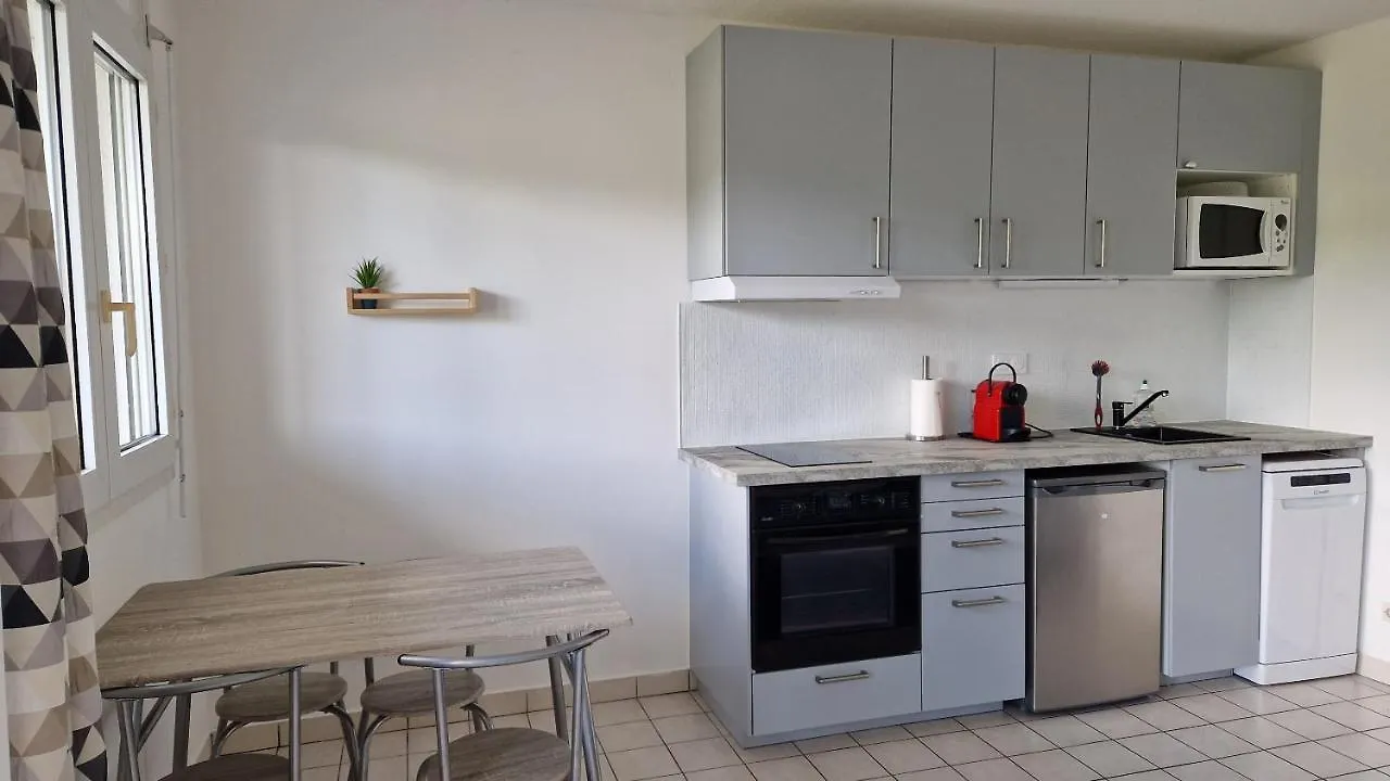 Magnifique Vue Montage Studio Parking Gratuit Apartment Annecy 0*,  France